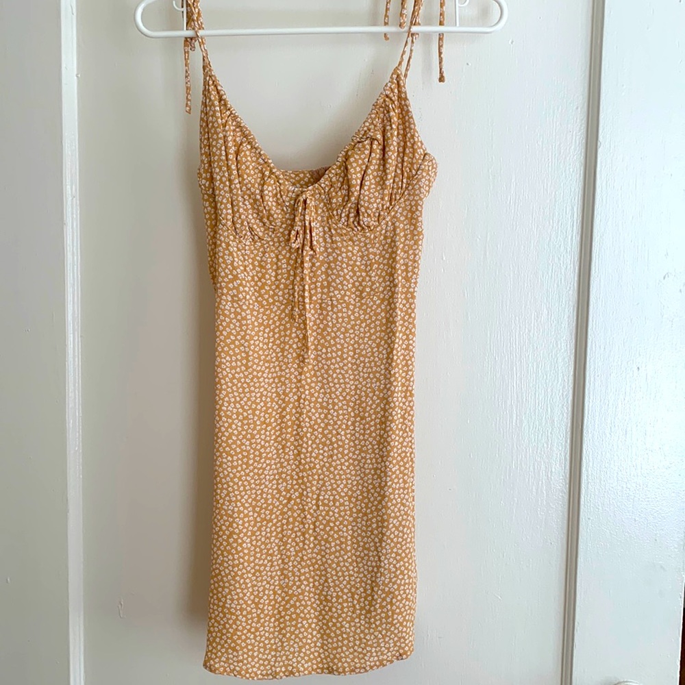 Yellow dress